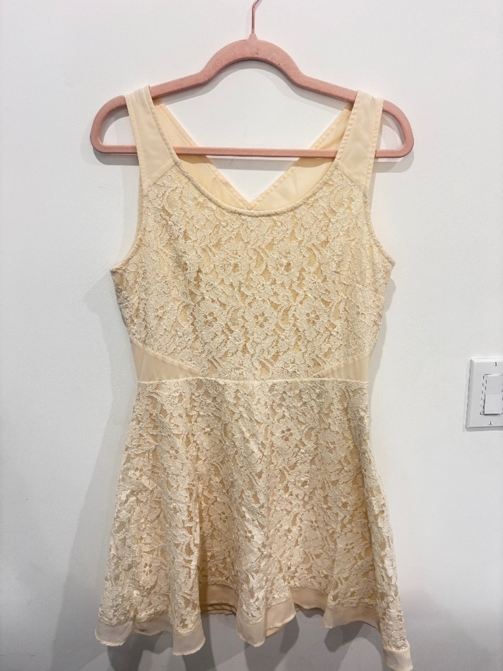American Eagle Cream Lace Skater Mini Dress Chiffon Hem Sleeveless Size 8